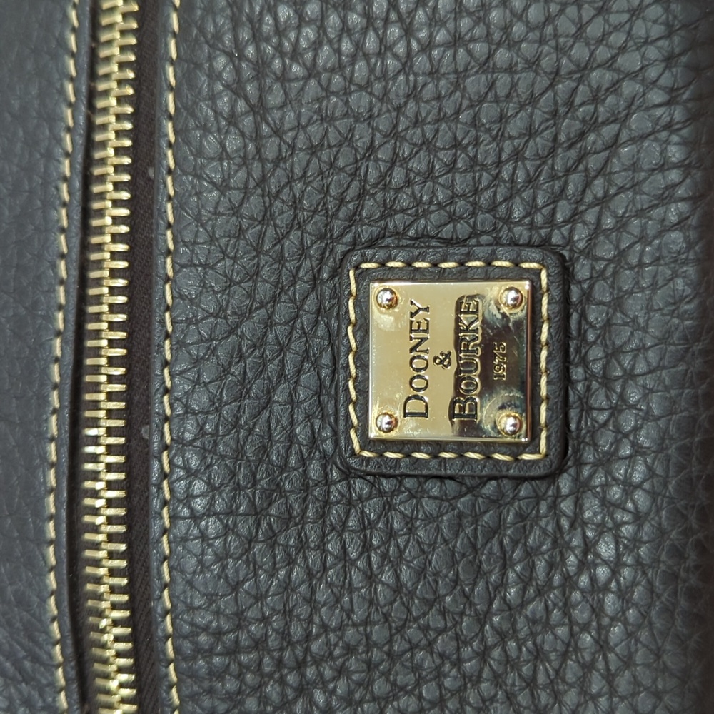 Dooney& Bourke wristlet/wallet
